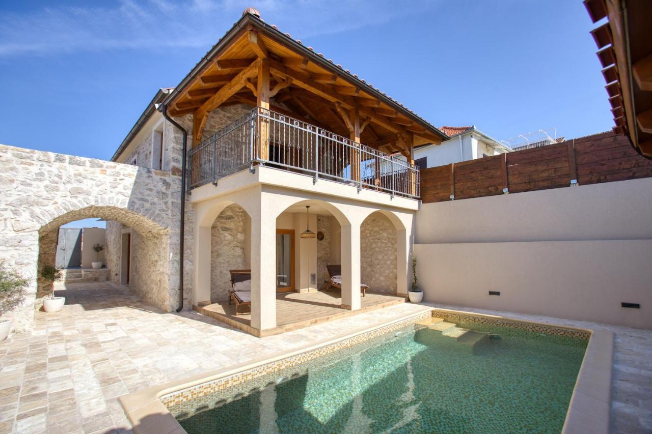 Villa Kameni dvori Sveti Filip i Jakov Esterno foto